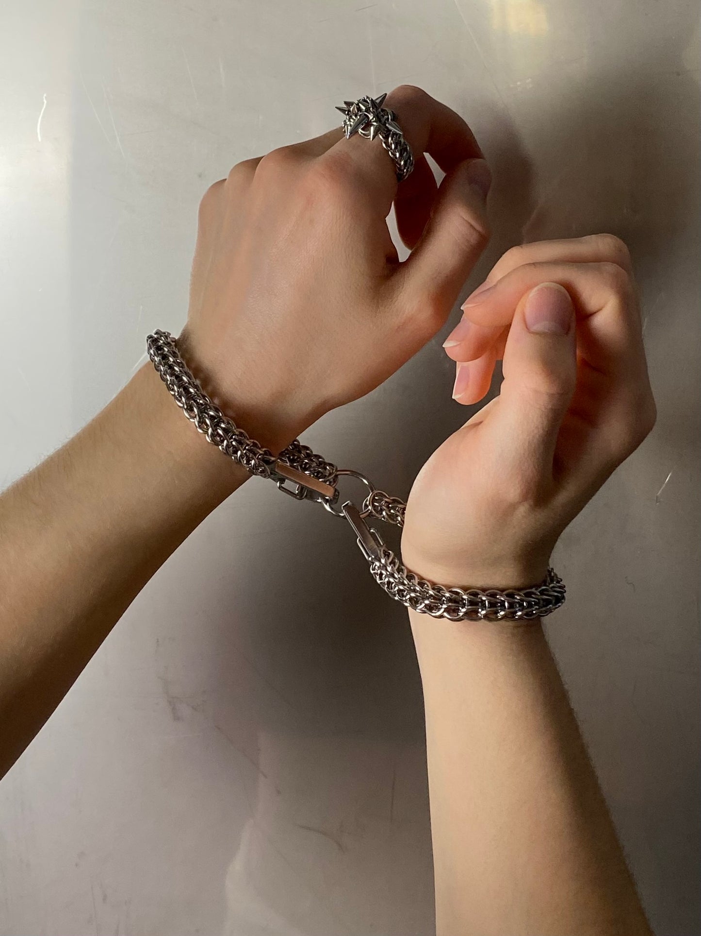 Demona Choker – 2-in-1 Choker & Handschellen