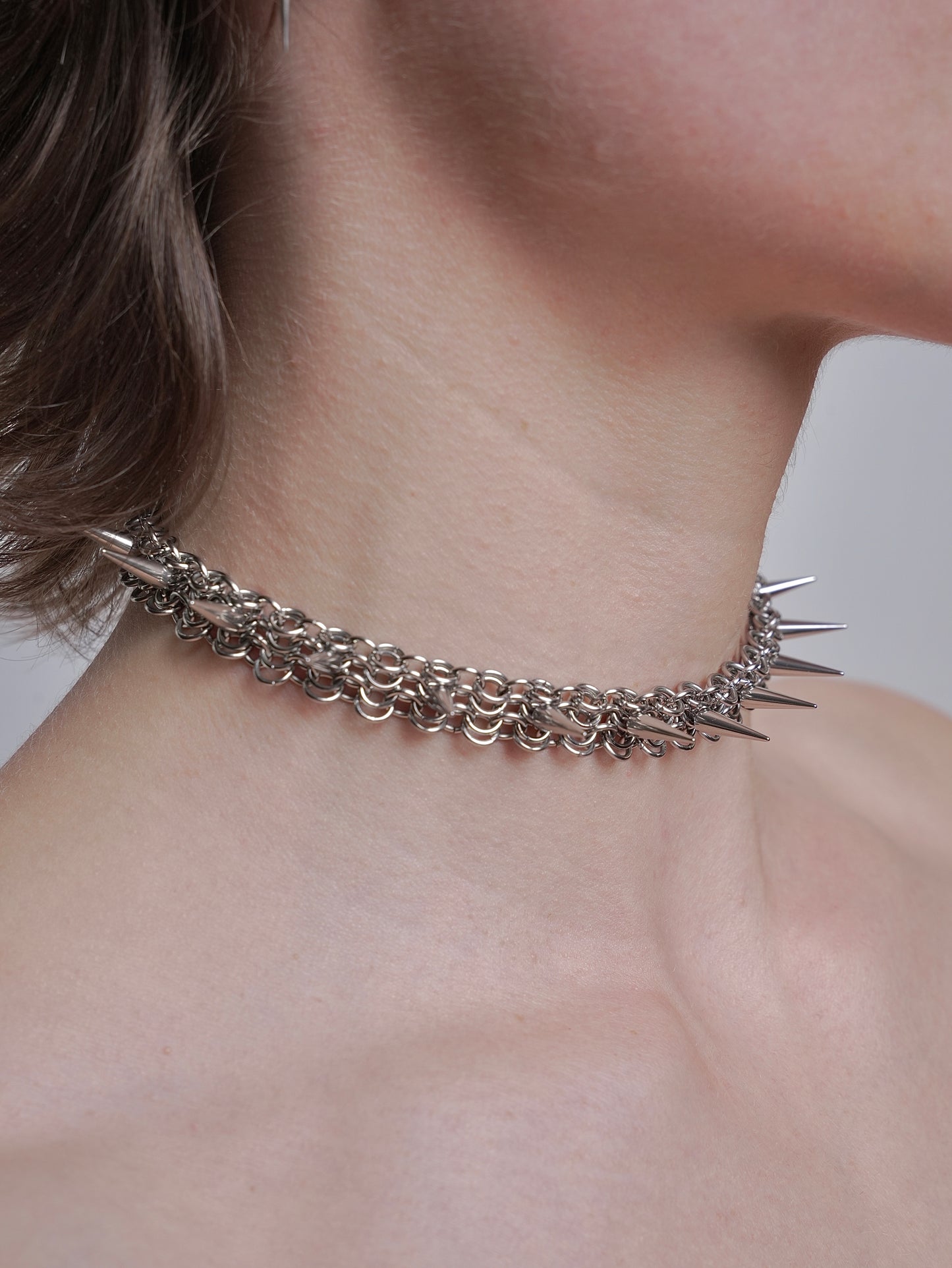 Paralyze Choker